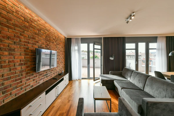 Horská, Nové Město - Prague 2 | Rent, Apartment, Three-bedroom (4+kk), 117 m²