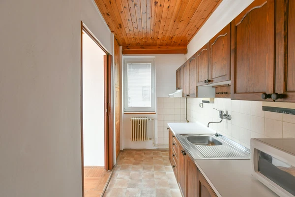 Na Hřebenkách, Smíchov - Prague 5 | Sale, Apartment, Three-bedroom (4+1), 243 m²