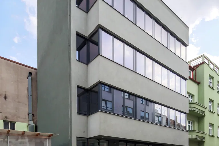 Husova - Benešov | Sale, Office building, 690 m²