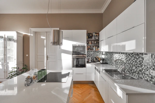 Zborovská, Malá Strana - Prague 5 | Rent, Apartment, Four-bedroom (5+kk), 186 m²