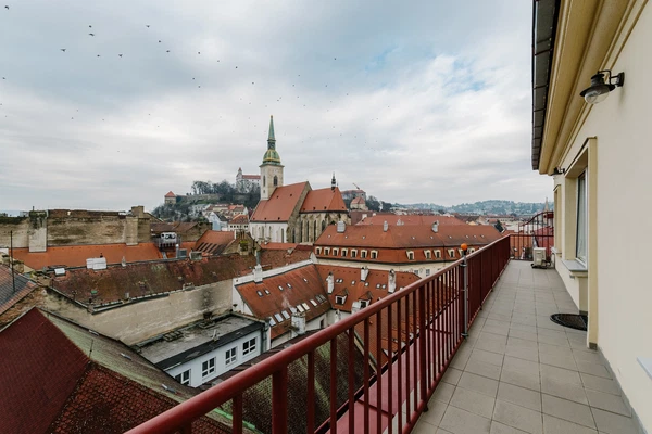 Hviezdoslavovo námestie, Staré Mesto - Bratislava I | Pronájem, Byt, 3+kk, 78 m²