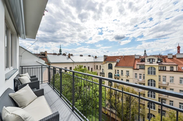 Na Zderaze, Nové Město - Prague 2 | Rent, Apartment, Three-bedroom (4+kk), 140 m²