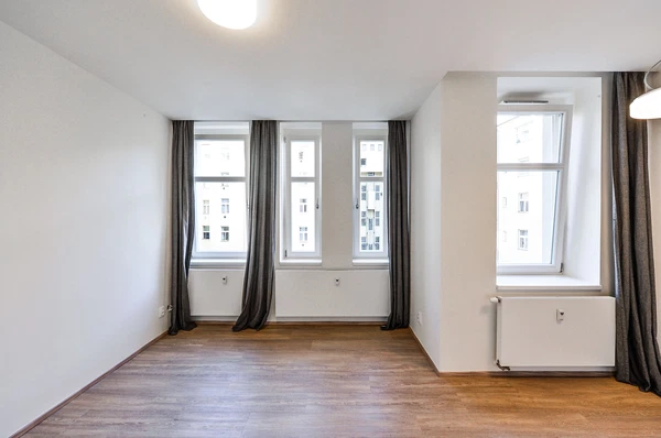 Lucemburská, Vinohrady - Prague 3 | Rent, Apartment, Studio (1+kk), 30 m²