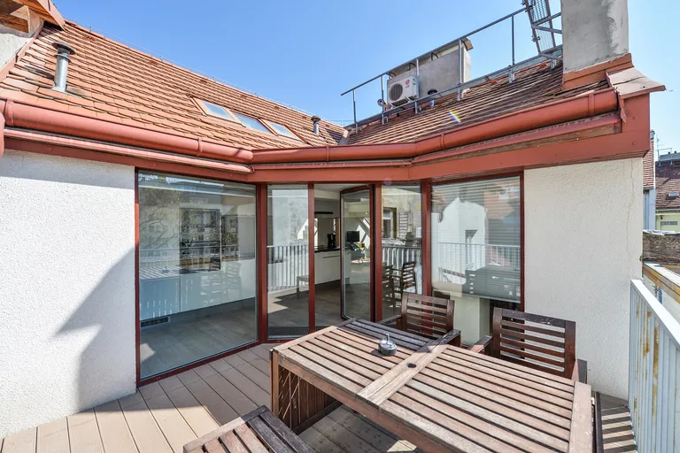 Ve Smečkách, Nové Město - Prague 1 | Rent, Apartment, Three-bedroom (4+kk), 152 m²