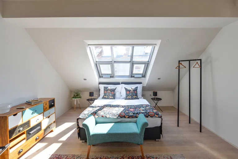 Ve Smečkách, Nové Město - Prague 1 | Rent, Apartment, Three-bedroom (4+kk), 152 m²