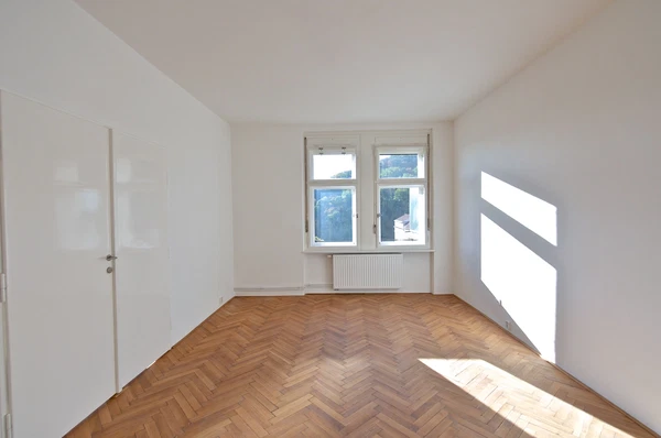 Úvoz, Malá Strana - Prague 1 | Rent, Apartment, Two-bedroom (3+1), 116 m²