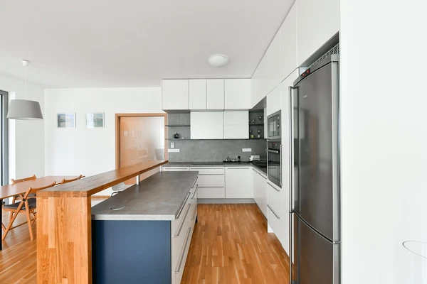 Korunní, Vinohrady - Prague 10 | Rent, Apartment, Two-bedroom (3+kk), 104 m²