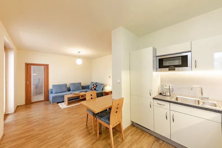 Na Zatlance, Smíchov - Praha 5 | Pronájem, Byt, 2+kk, 56 m²