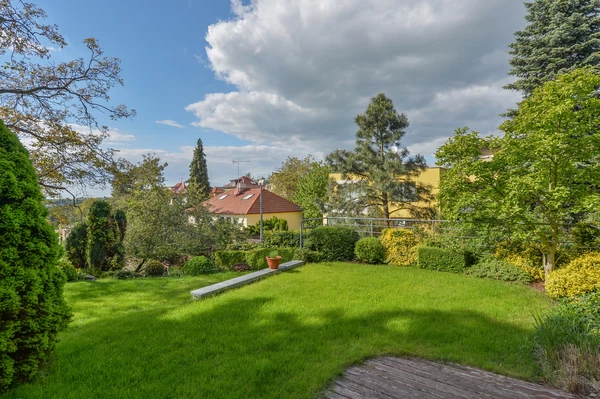 Sadová, Bílá Hora - Prague 6 | Sale, House, Four-bedroom (5+1), 266 m²