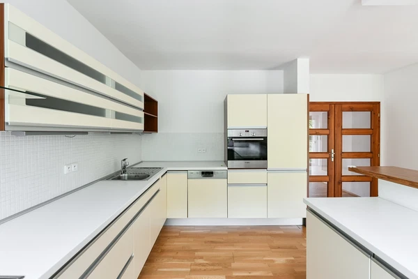 Zdíkovská, Smíchov - Prague 5 | Rent, House, Six-bedroom (7+1), 300 m²