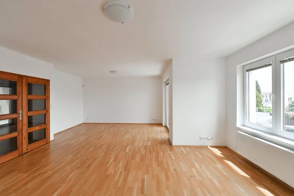 Zdíkovská, Smíchov - Prague 5 | Rent, House, Six-bedroom (7+1), 300 m²