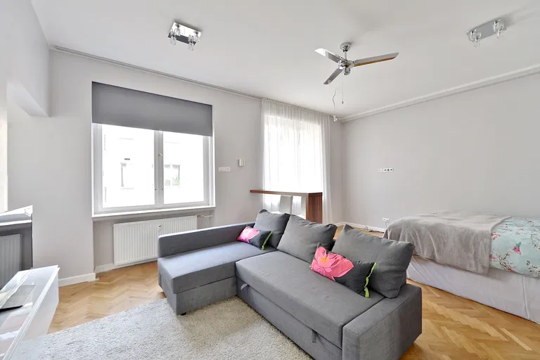 Konviktská, Staré Město - Praha 1 | Pronájem, Byt, 1+kk, 38 m²
