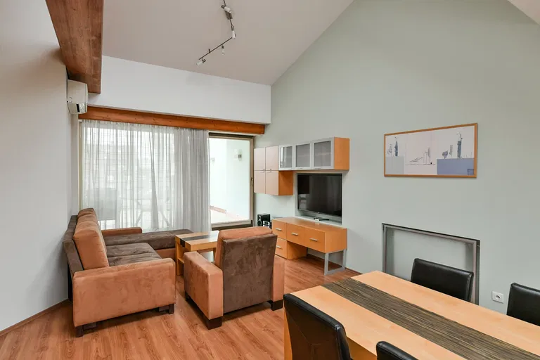 Jindřicha Plachty, Smíchov - Prague 5 | Rent, Apartment, Three-bedroom (4+kk), 100 m²