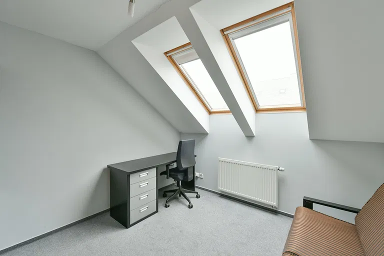 Jindřicha Plachty, Smíchov - Prague 5 | Rent, Apartment, Three-bedroom (4+kk), 100 m²