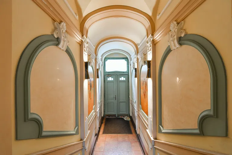 Jindřicha Plachty, Smíchov - Prague 5 | Rent, Apartment, Three-bedroom (4+kk), 100 m²