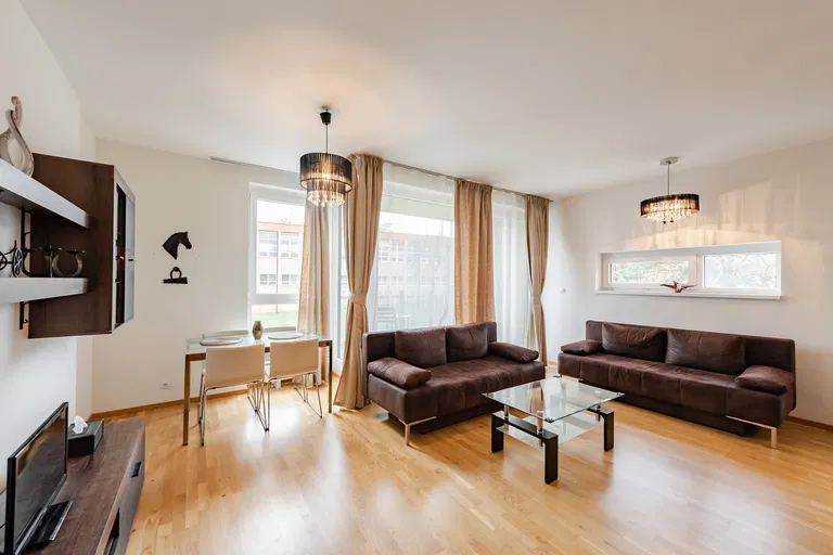 U Roháčových kasáren, Vršovice - Praha 10 | Pronájem, Byt, 2+kk, 63 m²