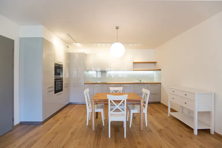 U Matěje, Dejvice - Praha 6 | Pronájem, Byt, 2+kk, 63 m²