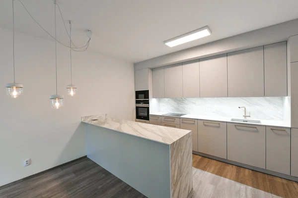 Zvěřinova, Strašnice - Praha 3 | Pronájem, Byt, 3+kk, 91 m²