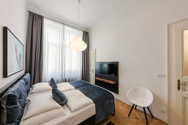 Myslíkova, Nové Město - Prague 2 | Rent, Apartment, One-bedroom (2+kk), 40 m²