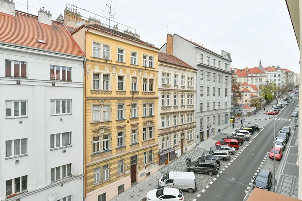 Žitomírská, Vršovice - Prague 10 | Rent, Apartment, One-bedroom (2+kk), 64 m²