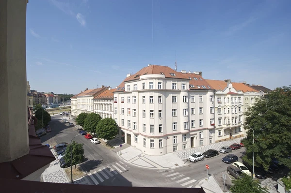 Muchova, Bubeneč - Prague 6 | Rent, Office building, 1 210 m²