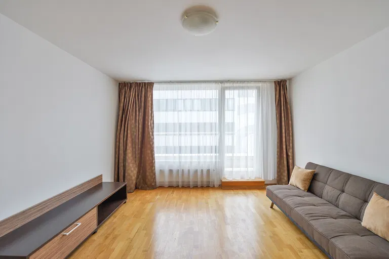 Karla Engliše, Smíchov - Praha 5 | Pronájem, Byt, 2+kk, 62 m²