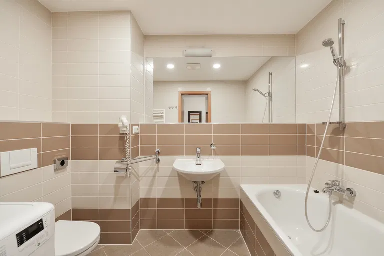 Karla Engliše, Smíchov - Praha 5 | Pronájem, Byt, 2+kk, 62 m²