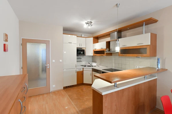 Terezínská, Letňany - Praha 9 | Pronájem, Byt, 2+kk, 53 m²