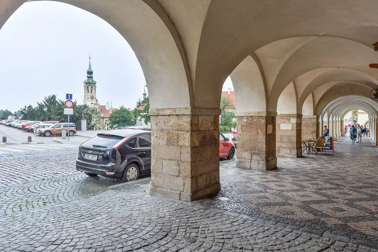 Loretánské náměstí, Hradčany - Prague 1 | Rent, Office building