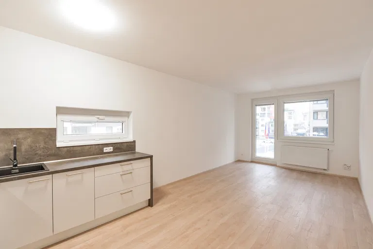 Makedonská, Střížkov - Praha 9 | Pronájem, Byt, 2+kk, 63 m²