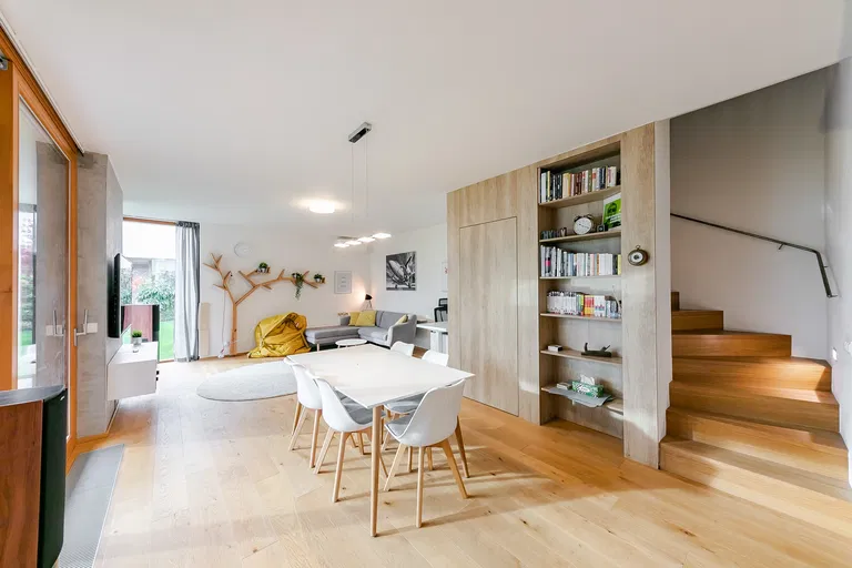 Nad Rybníčkem, Újezd u Průhonic - Praha 4 | Prodej, Rodinný dům, 6+kk, 288 m²
