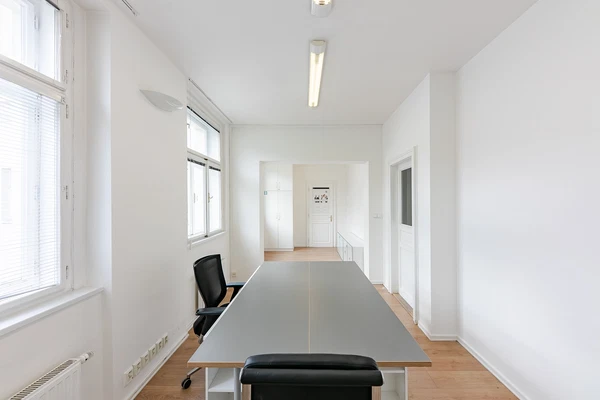 Mánesova, Vinohrady - Prague 2 | Rent, Office building, 2 620 m²