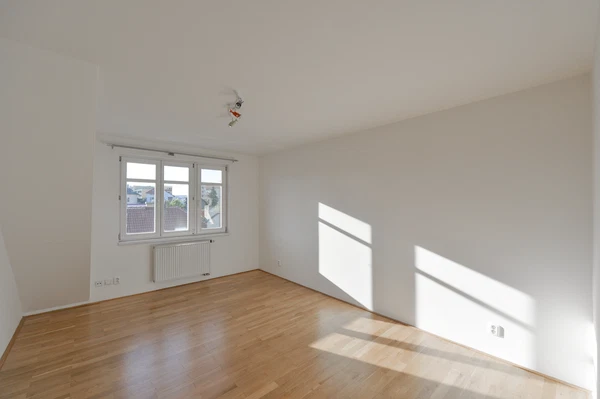 Benická, Strašnice - Prague 10 | Rent, Apartment, Two-bedroom (3+kk), 115 m²