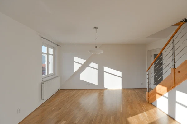 Benická, Strašnice - Prague 10 | Rent, Apartment, Two-bedroom (3+kk), 115 m²