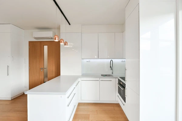 Nademlejnská, Hloubětín - Praha 9 | Prodej, Byt, 3+kk, 98 m²