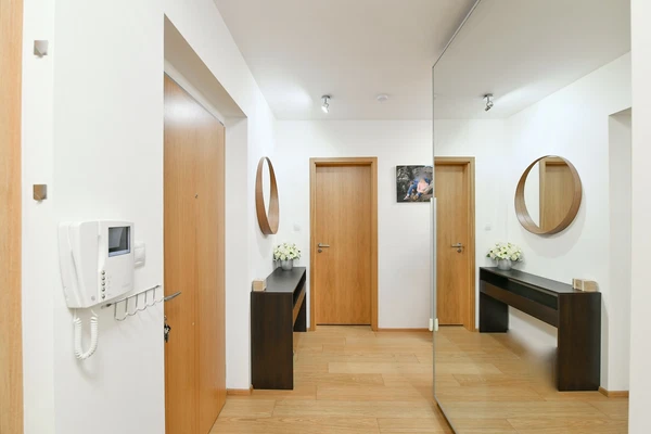 Nademlejnská, Hloubětín - Praha 9 | Prodej, Byt, 3+kk, 98 m²