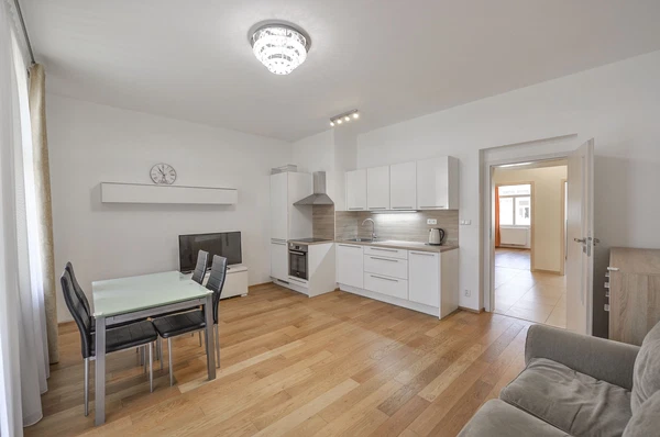 Trojická, Nové Město - Prague 2 | Rent, Apartment, Two-bedroom (3+kk), 78 m²