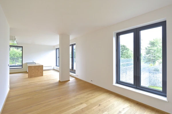 Javorová, Kobylisy - Praha 8 | Pronájem, Byt, 4+kk, 134 m²