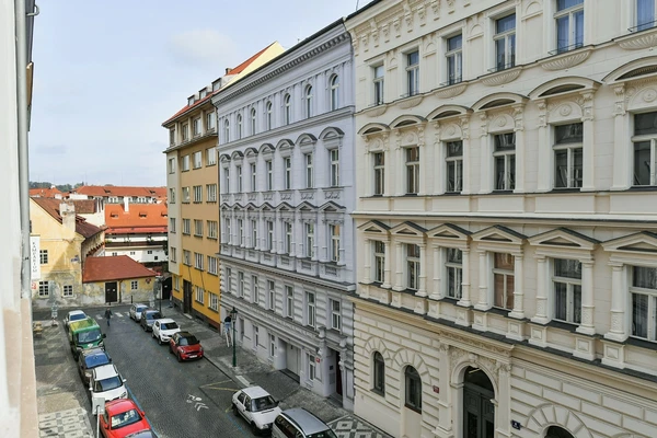 Vítězná, Malá Strana - Praha 1 | Pronájem, Byt, 2+kk, 80 m²