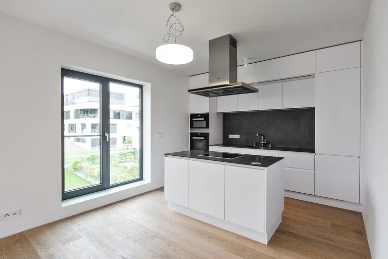 U Laboratoře, Střešovice - Praha 6 | Pronájem, Byt, 4+kk, 110 m²