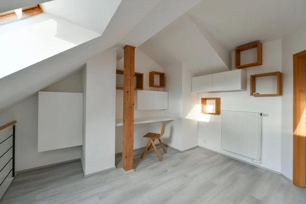 Ovenecká, Bubeneč - Prague 7 | Rent, Apartment, Two-bedroom (3+kk), 136 m²