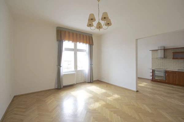 Chorvatská, Vinohrady - Prague 10 | Rent, Apartment, Three-bedroom (4+1), 139 m²