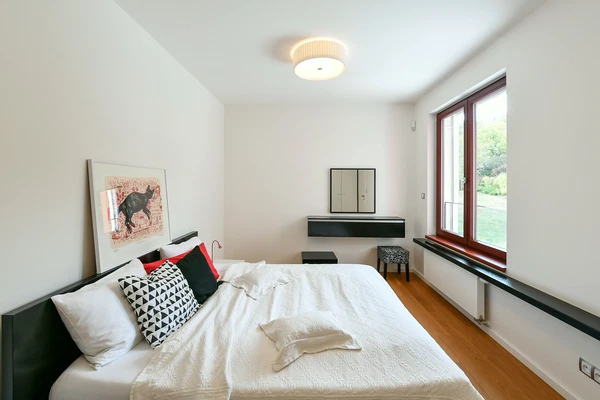 U Nikolajky, Smíchov - Prague 5 | Rent, Apartment, Three-bedroom (4+kk), 112 m²