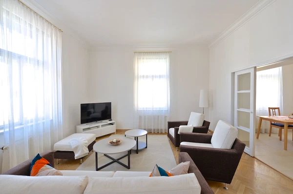 Na Kozačce, Vinohrady - Prague 2 | Rent, Apartment, Three-bedroom (4+1), 146 m²