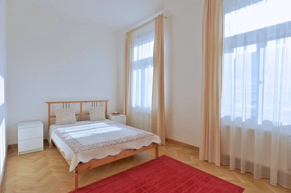 Na Kozačce, Vinohrady - Prague 2 | Rent, Apartment, Three-bedroom (4+1), 146 m²