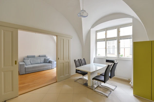 Nebovidská, Malá Strana - Praha 1 | Pronájem, Byt, 2+1, 65 m²