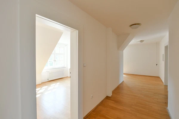 Jindrova, Stodůlky - Prague 5 | Rent, House, Four-bedroom (5+1), 262 m²