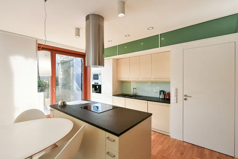 U Vojanky, Košíře - Prague 5 | Rent, Apartment, Three-bedroom (4+kk), 169 m²