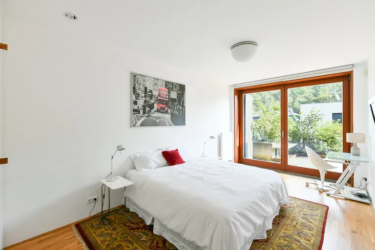 U Vojanky, Košíře - Prague 5 | Rent, Apartment, Three-bedroom (4+kk), 169 m²