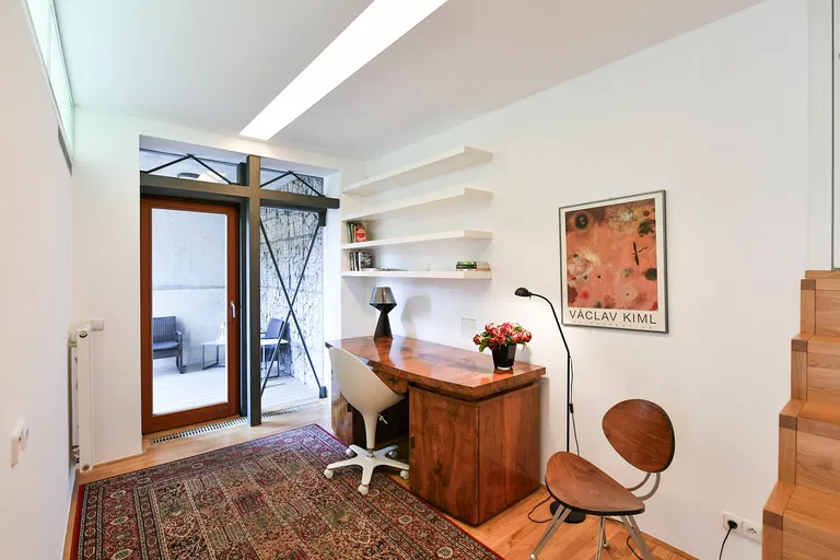 U Vojanky, Košíře - Prague 5 | Rent, Apartment, Three-bedroom (4+kk), 169 m²